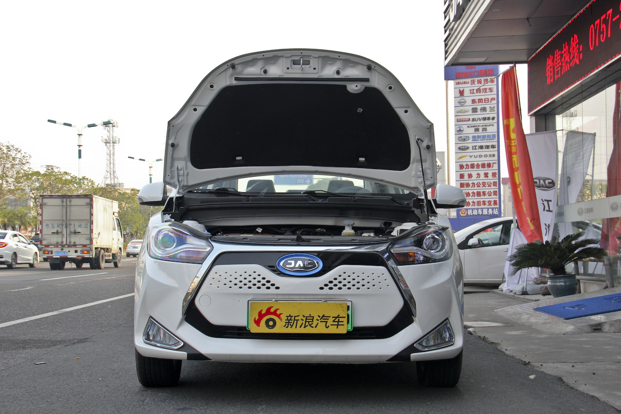 2017款江淮iEV7图片