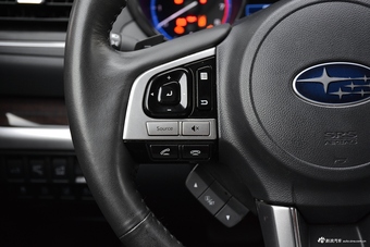 2017款傲虎 2.5L自动豪华导航版 EyeSight