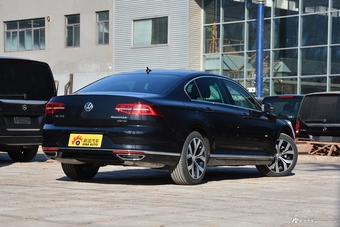 2019款迈腾2.0T自动330TSI DSG尊贵型