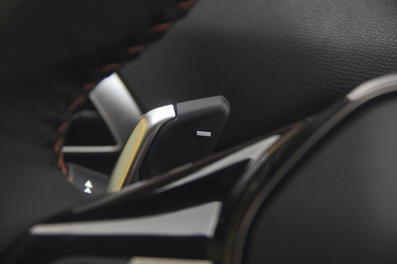 2017款标致4008 1.6T自动350THP精英版