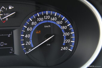 2018款启辰T90 2.0L自动CVT智联智尚版