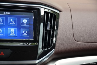 2016款启辰T70X 2.0L自动睿享运动版