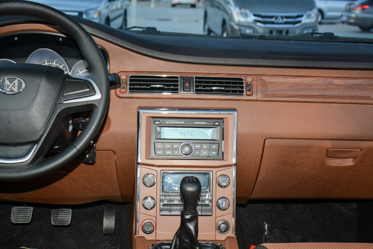 2016款骐铃T5 2.8T手动两驱舒适型加长轴距JE493ZLQ4CB