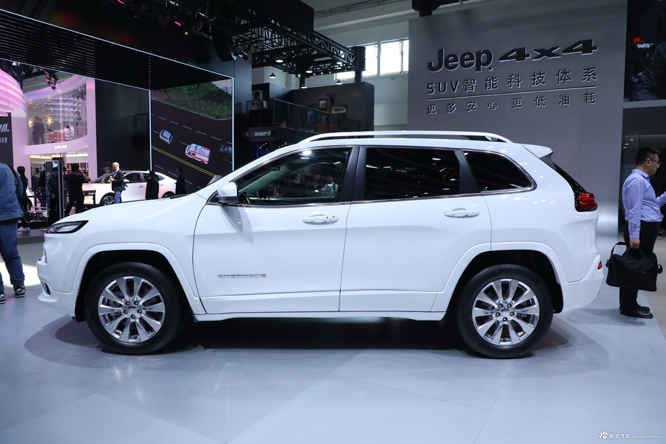 Jeep自由光全国16.19万起，新车选它靠谱！