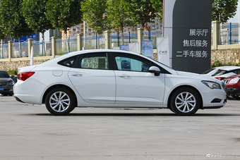 2016款威朗轿跑1.5L自动进取型15S