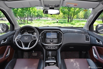 2016款驭胜S350 2.0T自动四驱汽油超豪华版5座图片