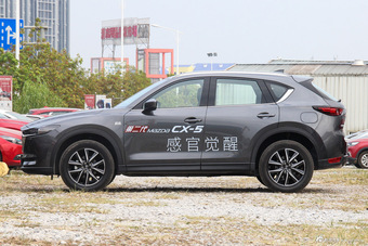 2017款马自达CX-5 2.5L自动四驱旗舰型