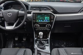 2018款海马S5青春版 1.6L手动豪华型