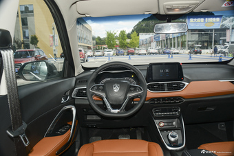 2017款宝骏510 1.5L自动豪华型