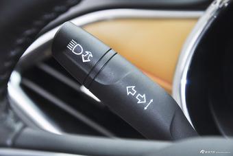 2016款迈锐宝XL 1.5T自动双离合锐享版