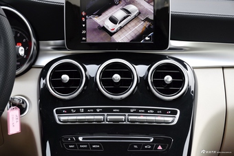 2017款改款奔驰C级C180L 1.6T自动时尚型运动版