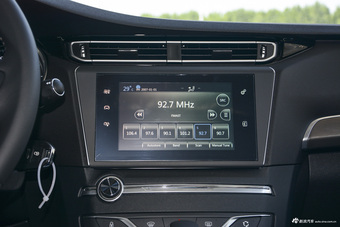 2015款东风标致408 1.2T自动豪华版