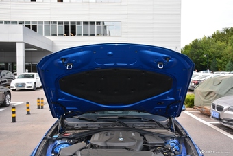 2018款宝马3系GT 2.0L自动320i M运动型