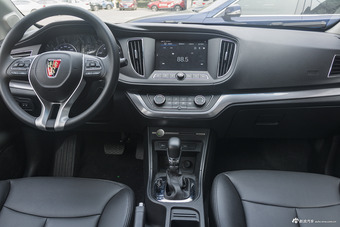 2018款荣威360 PLUS 1.5L自动豪华版 