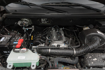 2018款风光330S 1.5L手动舒适型DK15