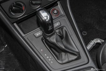 2017款朗逸1.6L自动风尚版