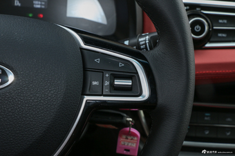 2018款江淮iEV6E运动版 豪华智享型