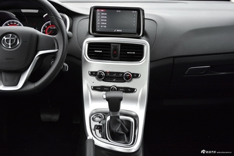 2017款中华H3 1.5L自动精英型