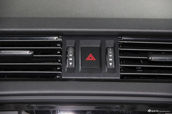 2017款明锐 1.6L手动前行版