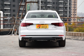 2019款奥迪A4L 2.0T自动40 TFSI运动型 国V