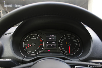 2018款奥迪Q2L 时尚动感型35TFSI