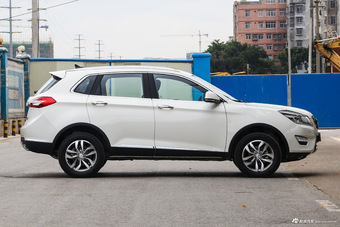 2016款北汽威旺S50 1.5T手动乐动版尊享型