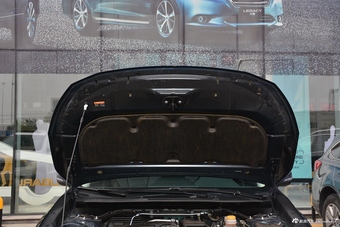 2018款斯巴鲁XV 2.0L自动全驱尊贵版EyeSight