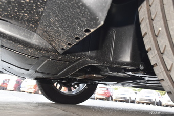 2017款宝骏730 1.5T手动风尚型7座