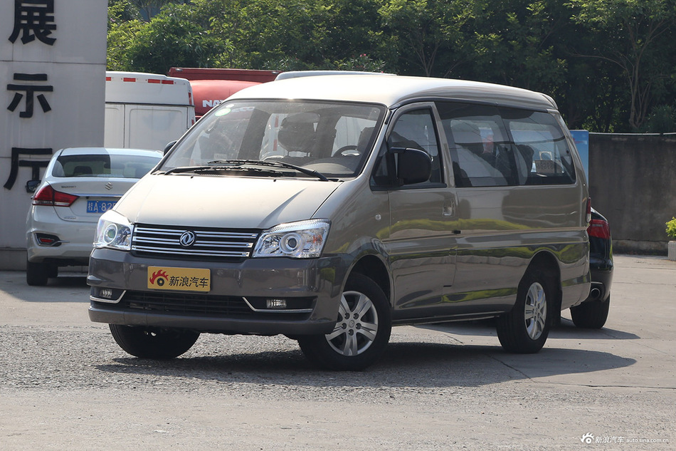 2016款菱智M5 2.0L手动7座标准型L