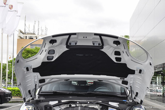 2016款保时捷Macan 2.0T自动