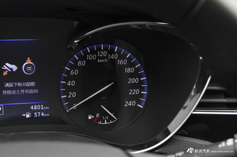 2018款启辰D60 1.6L自动智联豪华版