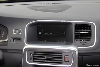 2017款沃尔沃S60L 2.0T自动T5智驭版