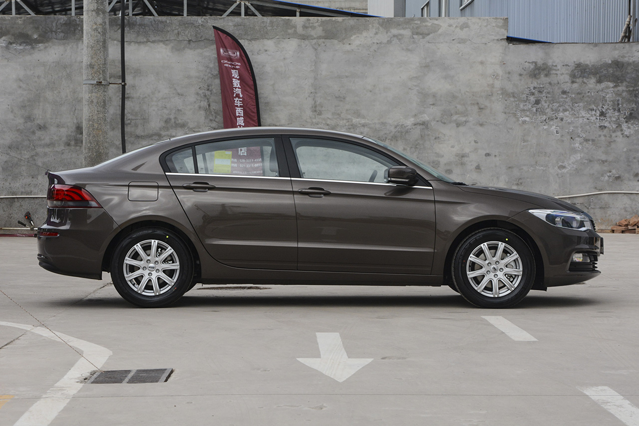 2018款观致3三厢1.6L自动尊贵型 