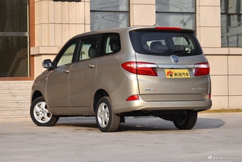 2017款伽途im6 1.5L手动智臻型