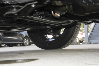 2016款科雷嘉2.0L自动四驱至尊版