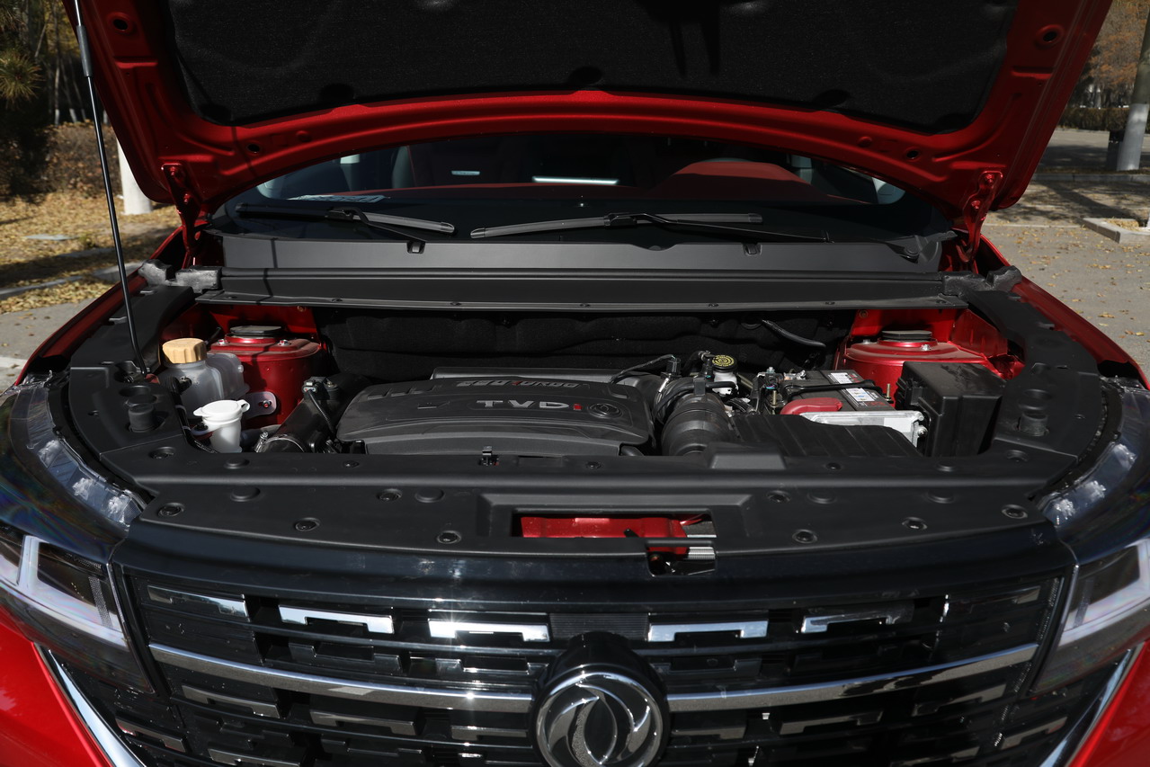 2018款风行T5 1.6T自动智慧型300T