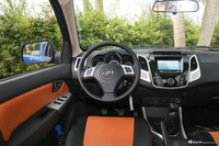 2015款黄海N2 2.8T手动两驱柴油运动版