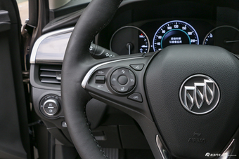 2018款昂科威2.0T自动全能运动旗舰型28T