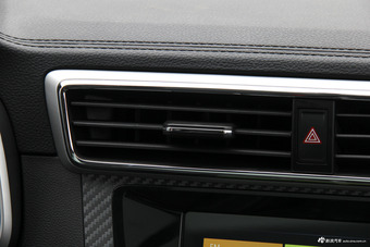 2017款名爵ZS 1.5L自动豪华版