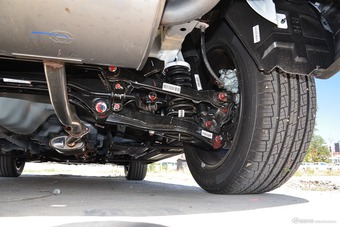 2016款DX7 1.5T自动白骑饰