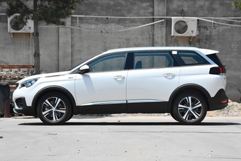 2017款标致5008 1.8T自动380THP精英版7座