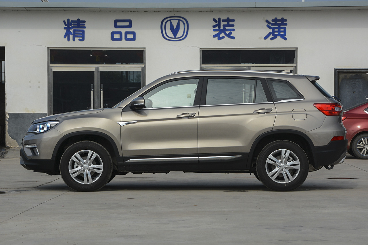 2017款长安CS75尚酷版 1.5T自动锋享型