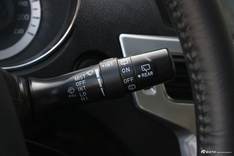 2017款揽福1.9T手动柴油两驱旗舰版5座