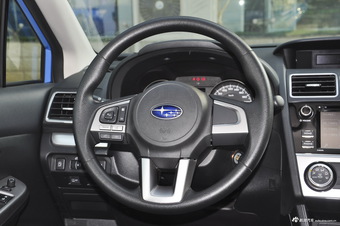 2016款斯巴鲁XV 2.0L自动进取版