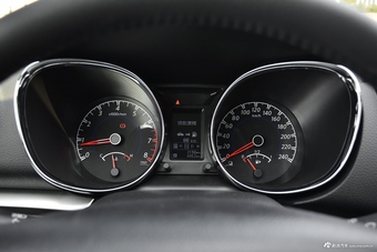 2016款启辰T70 2.0L自动CVT睿享版