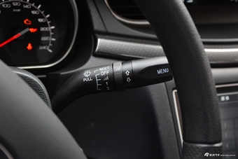 2019款奔腾B50 1.6L手动精英型