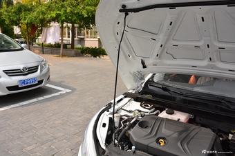 2019款奔腾B50 1.6L手动精英型