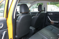 2018款风神AX4 1.6L手动潮尚型天窗版