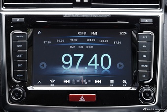 2017款哈弗H6运动版1.5T自动两驱豪华型蓝标 简约白