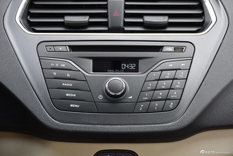 2017款福睿斯改款1.5L手动舒适型